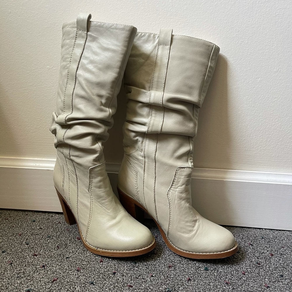 Womens leather boots